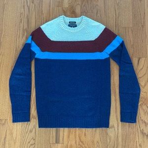 American Eagle Men’s Sweater